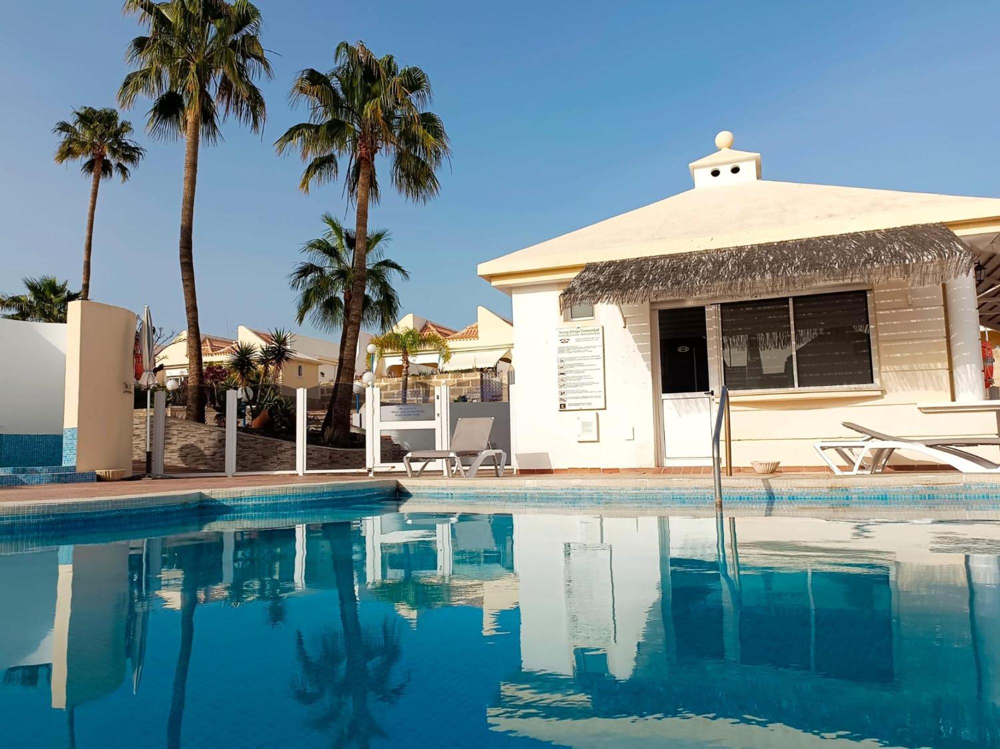 Casa Paula - Hermoso Bungalow サンミゲル・デ・アボナ エクステリア 写真